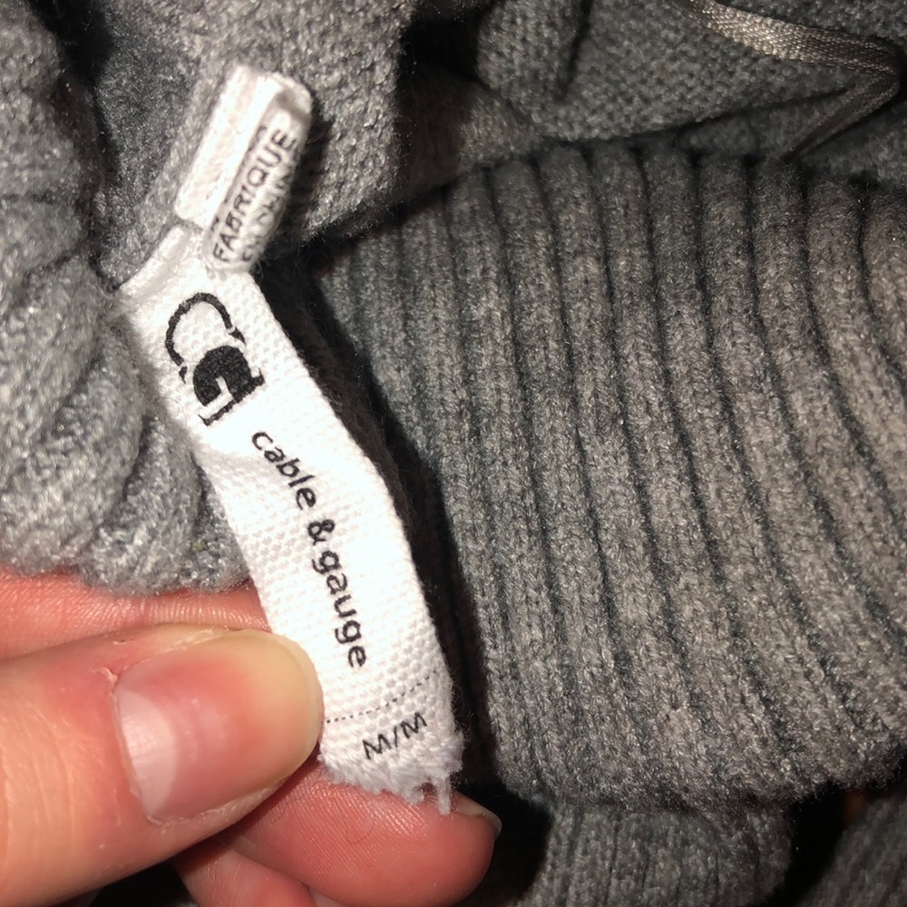 Cable and Gauge Grey Turtleneck Sweater - Picture 5 of 5